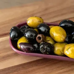 Ile oliwek dziennie? Optymalna porcja dla zdrowia i figury.
